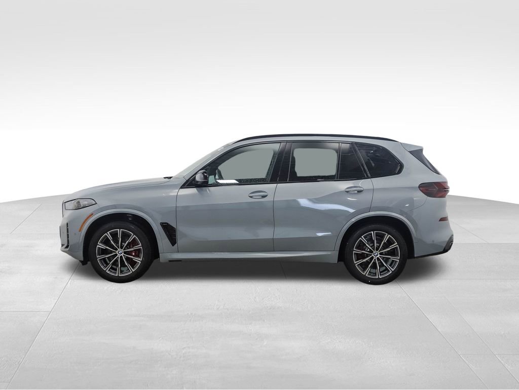 New 2026 BMW X5 M60i image 2