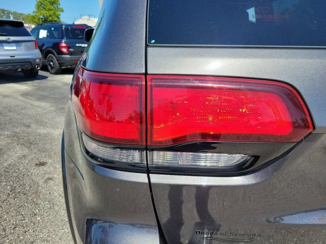 Used 2021 Jeep Grand Cherokee Laredo X RWD image 12