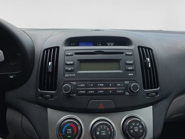 Used 2010 Hyundai Elantra GLS FWD image 15