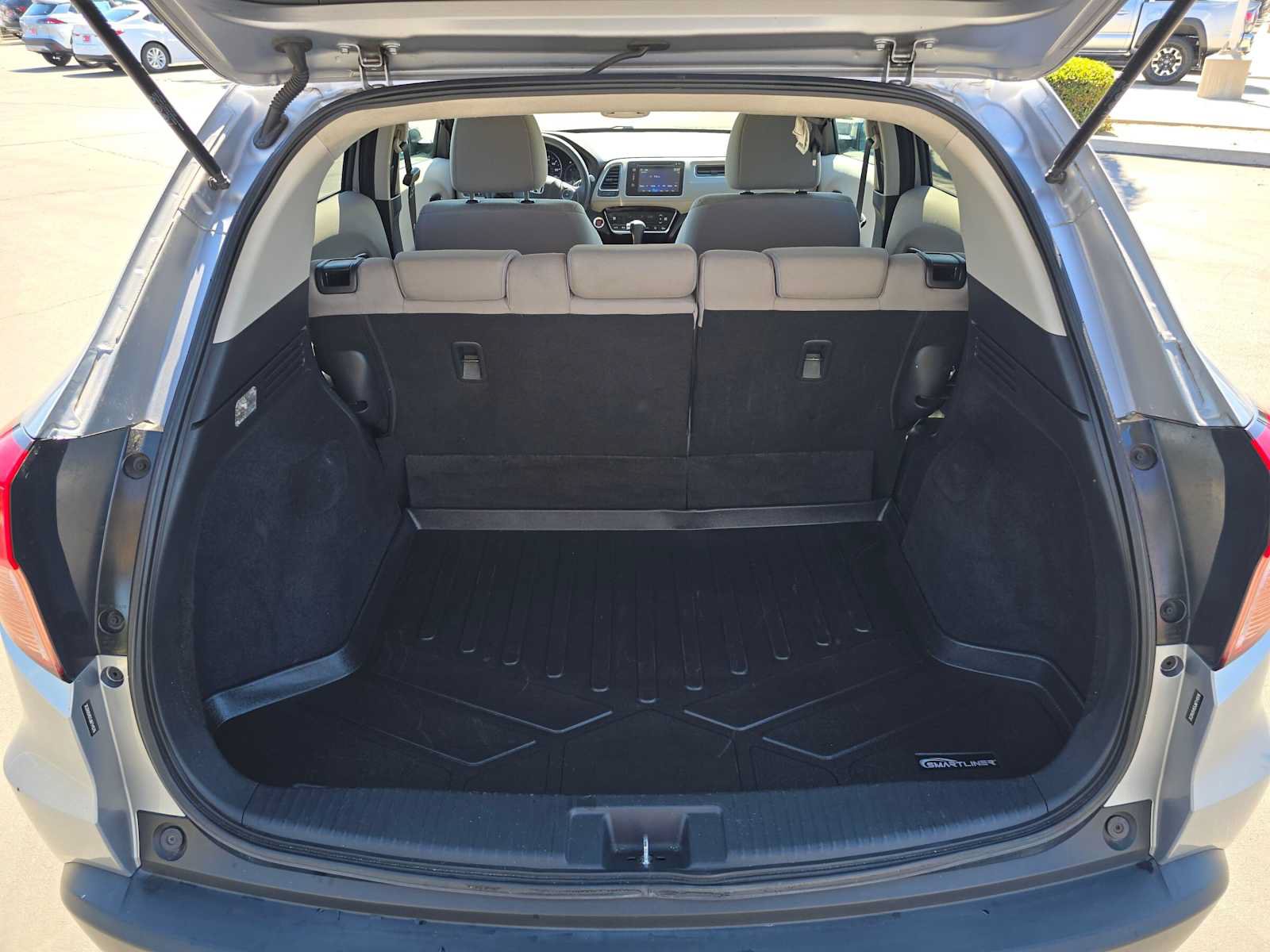 Used 2018 Honda HR-V EX image 14