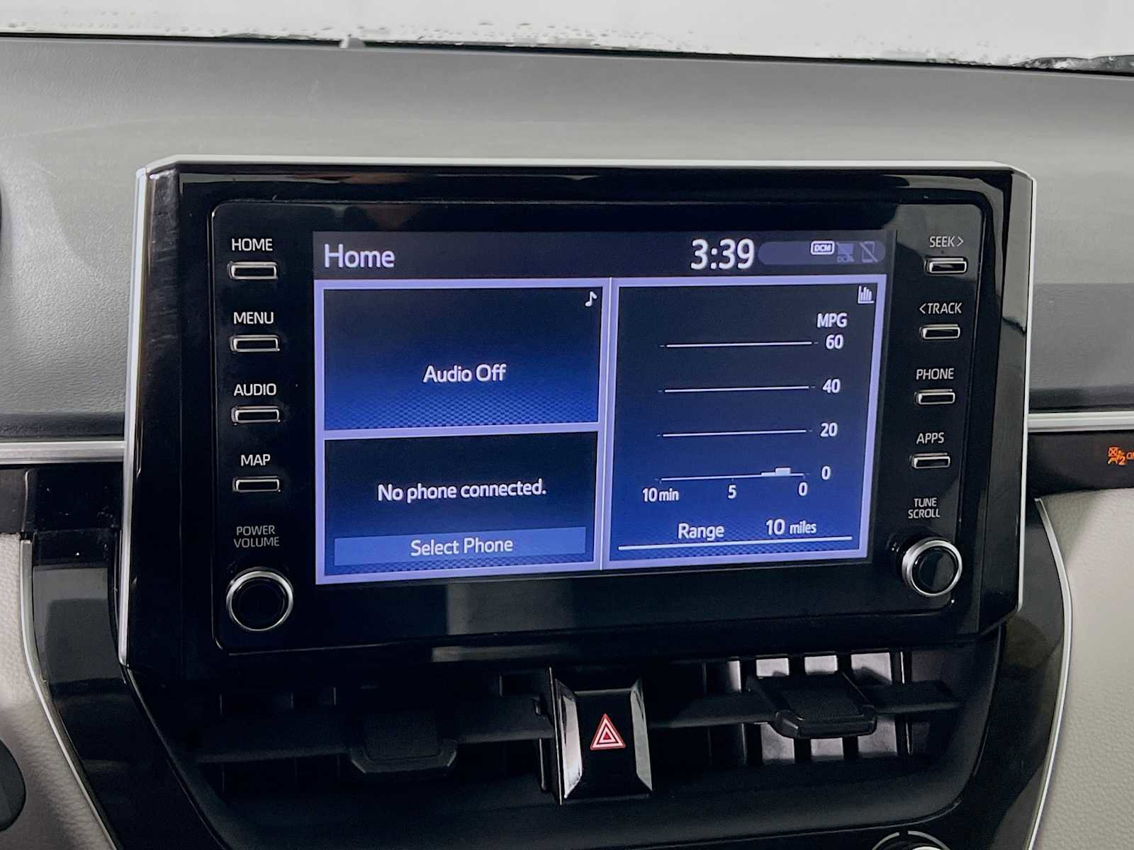 Used 2020 Toyota Corolla LE image 14