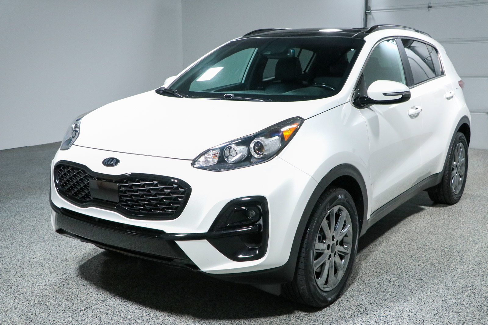 Used 2022 Kia Sportage Nightfall Edition w/ Nighfall AWD Premium Package image 31
