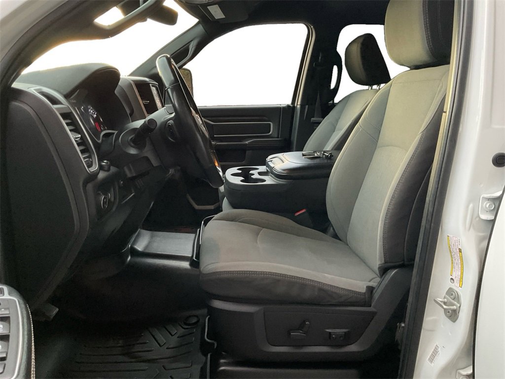 Used 2024 RAM 2500 Big Horn image 25
