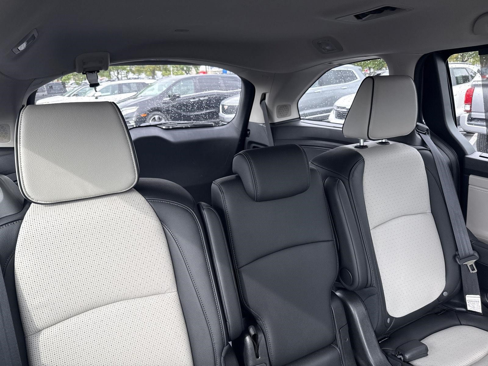 Certified 2026 Honda Odyssey Elite image 33