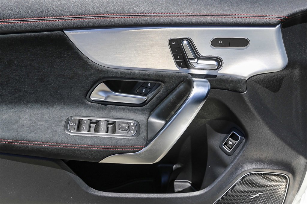 New 2025 Mercedes-Benz CLA 250 4MATIC image 25