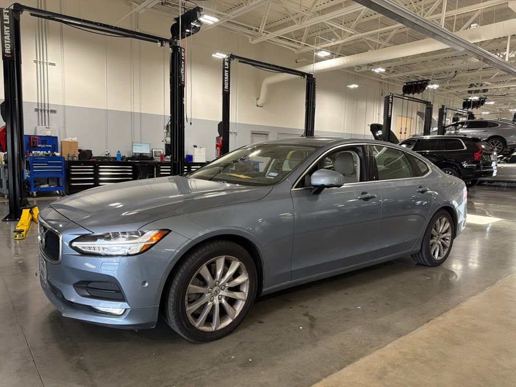 Used 2017 Volvo S90 T6 Momentum w/ Vision Package