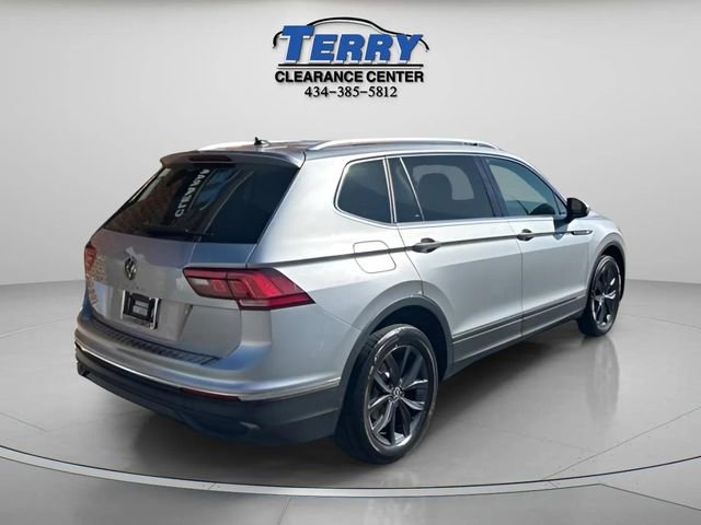 Used 2023 Volkswagen Tiguan SE FWD image 5