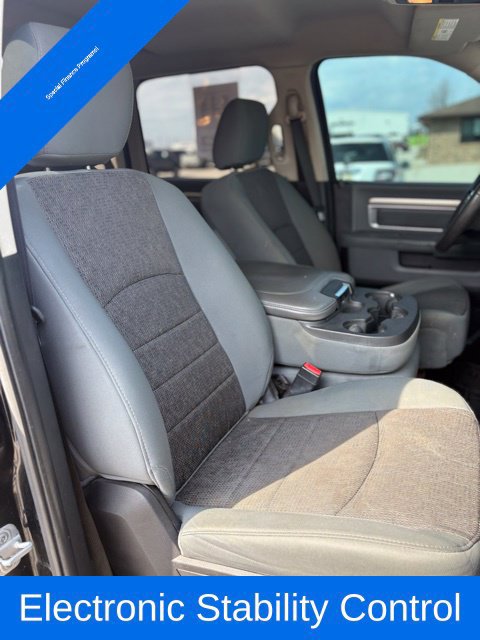 Used 2014 RAM 1500 Classic SLT AWD/4WD image 37