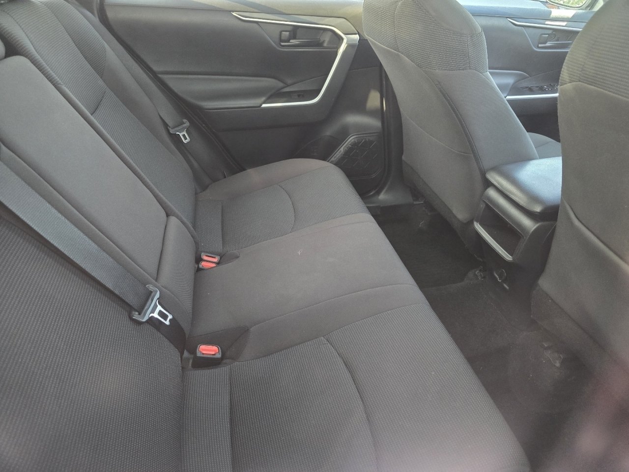 Certified 2021 Toyota RAV4 LE FWD image 11