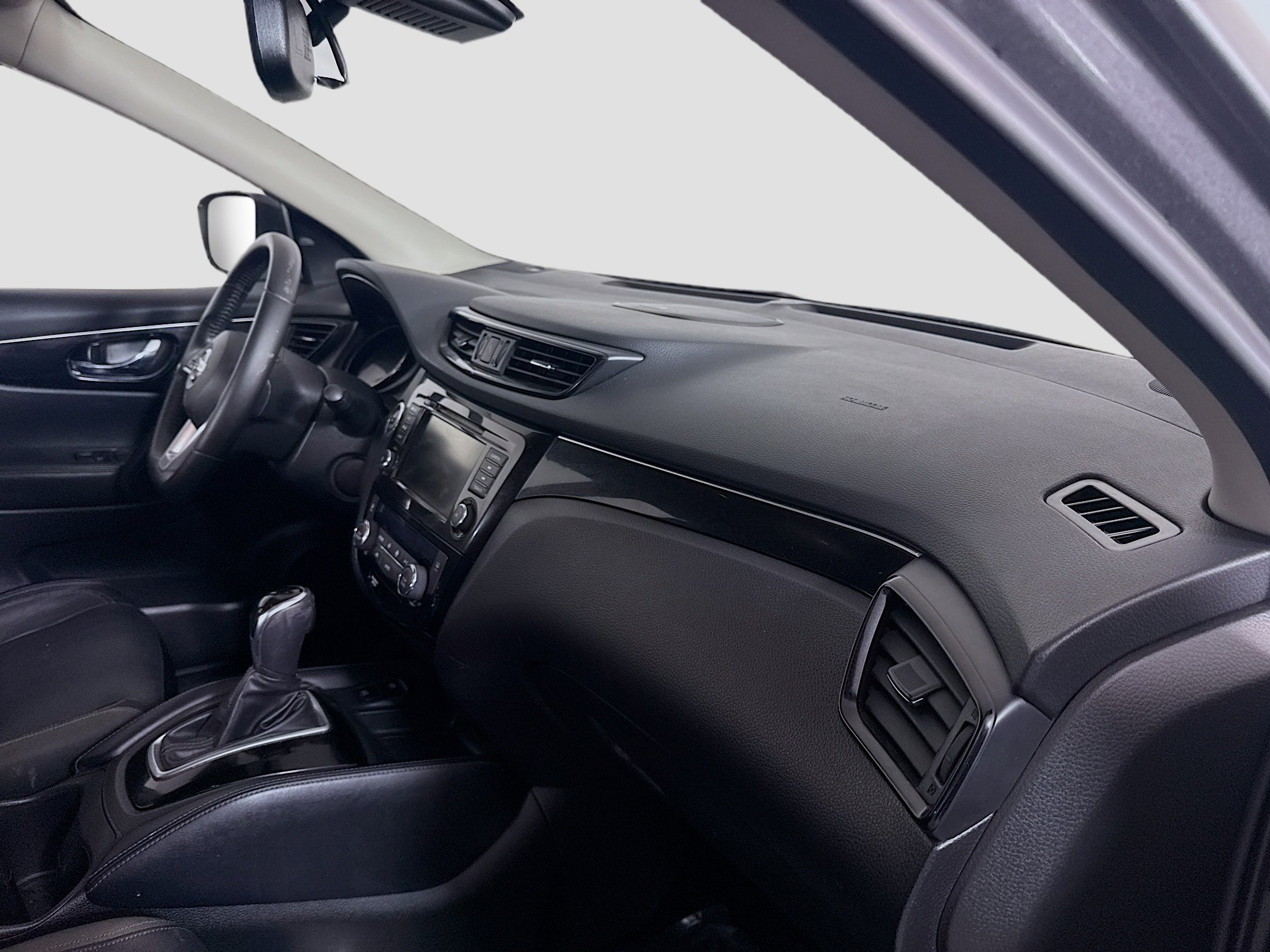 Used 2019 Nissan Rogue Sport SL w/ Premium Package image 30