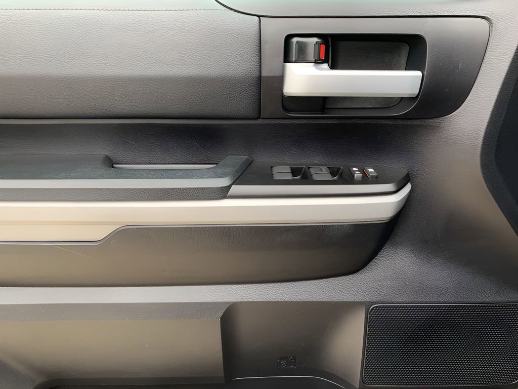 Used 2020 Toyota Tundra SR5 image 11