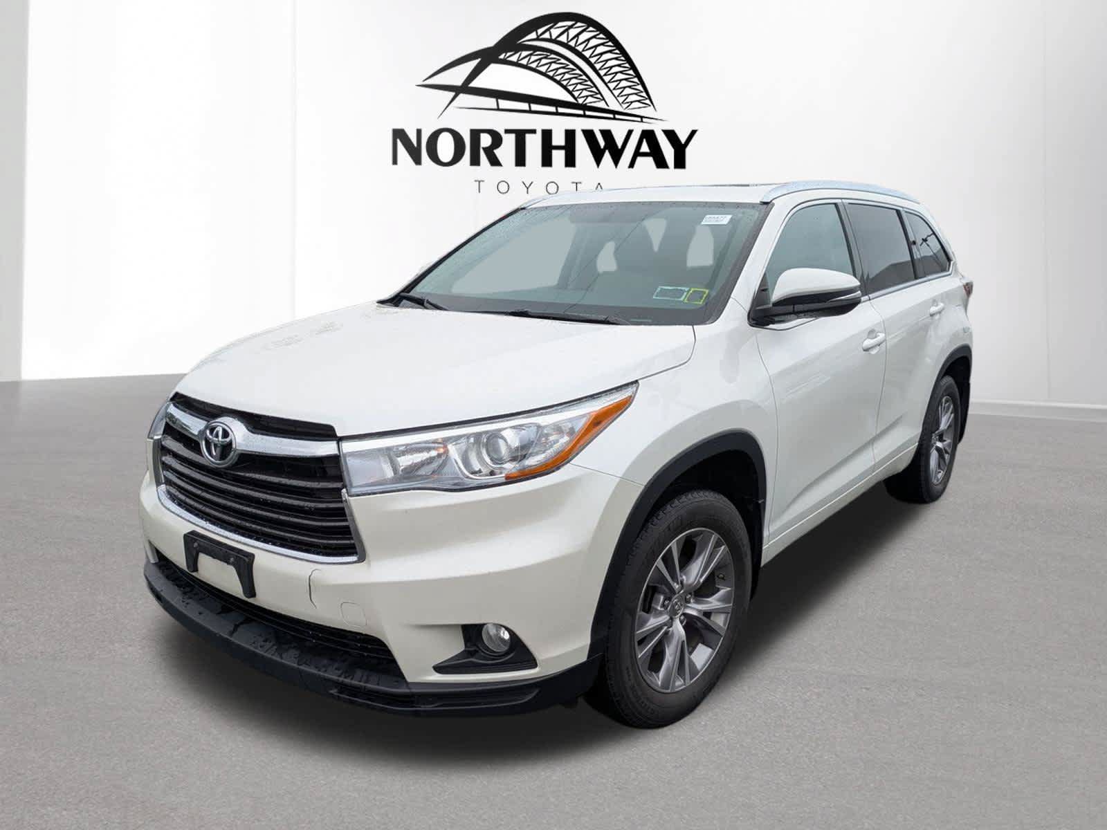 Used 2015 Toyota Highlander XLE AWD/4WD image 7