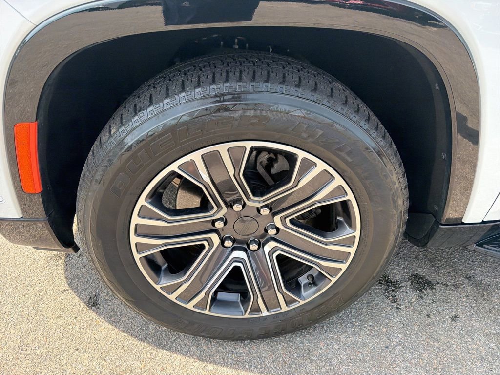 Used 2024 Jeep Wagoneer L Series II w/ Flexible Seating Group image 10