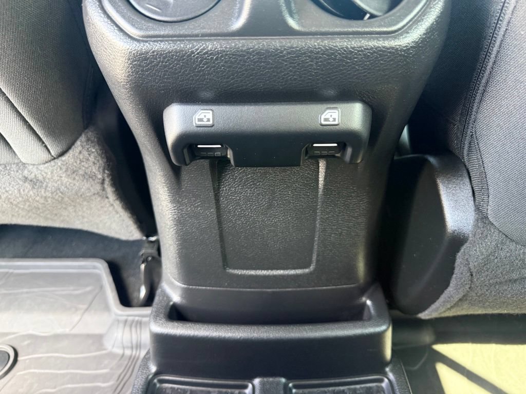 Used 2023 Jeep Wrangler Unlimited w/ Cold Weather Group AWD/4WD image 44