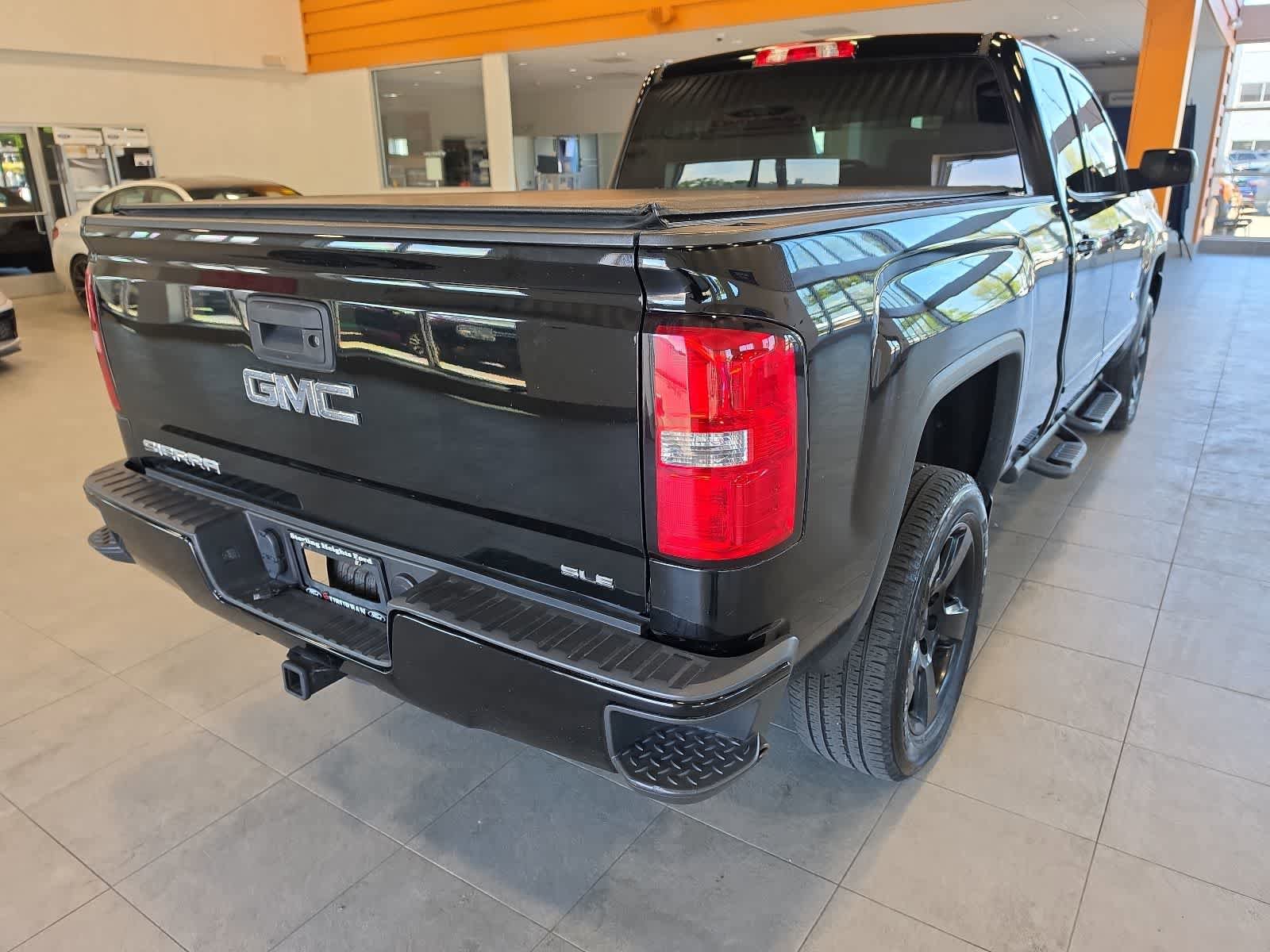 Used 2018 GMC Sierra 1500 SLE w/ Elevation Edition AWD/4WD image 8