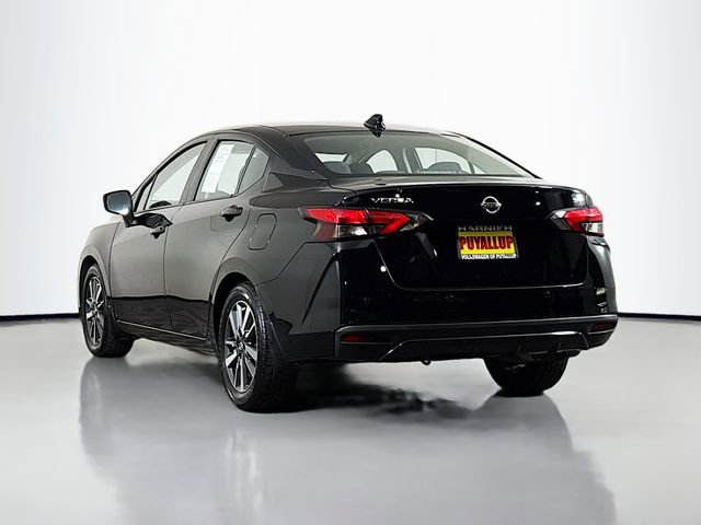 Used 2022 Nissan Versa SV FWD image 5