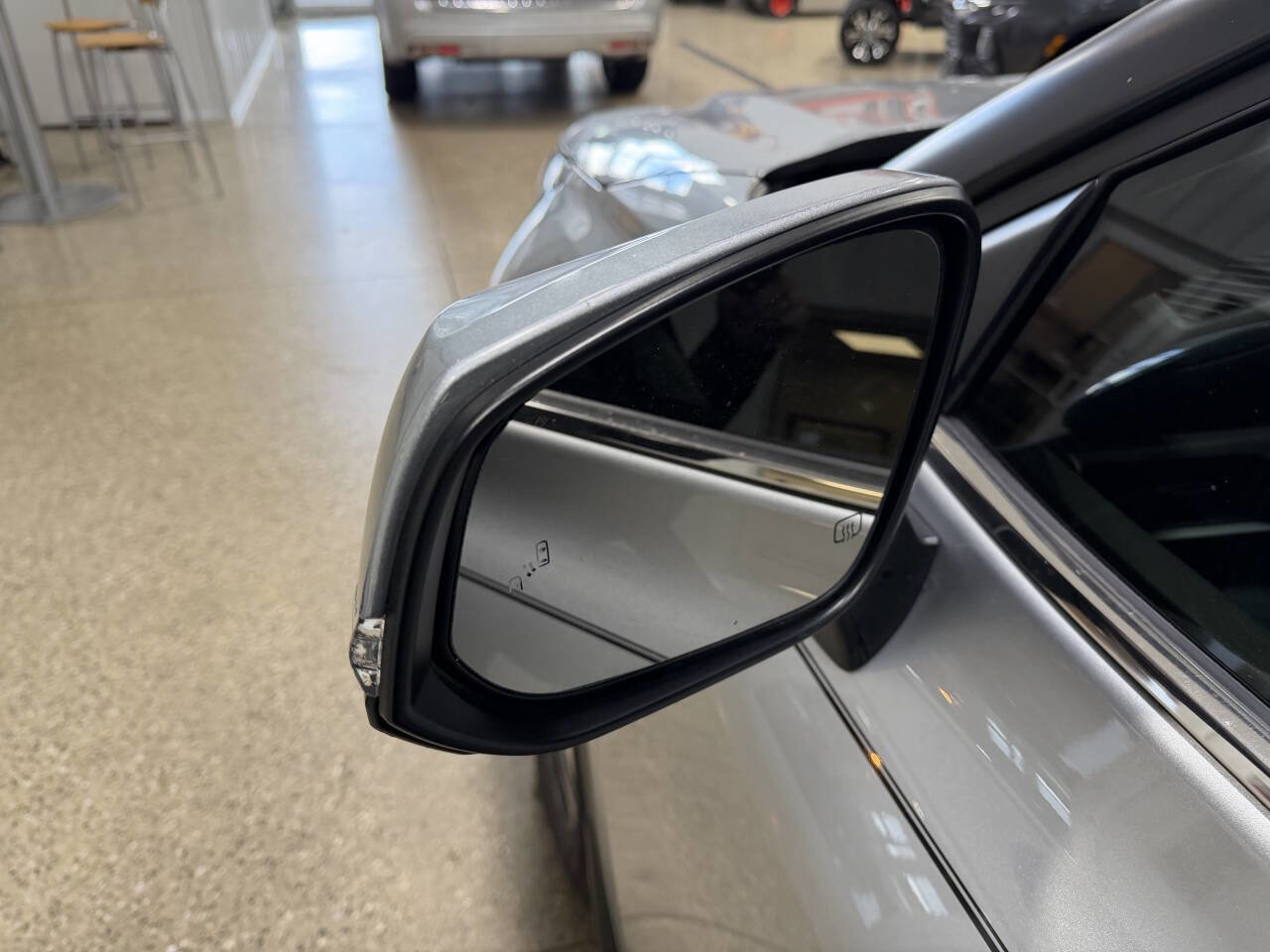 Used 2023 Toyota Highlander XLE image 31