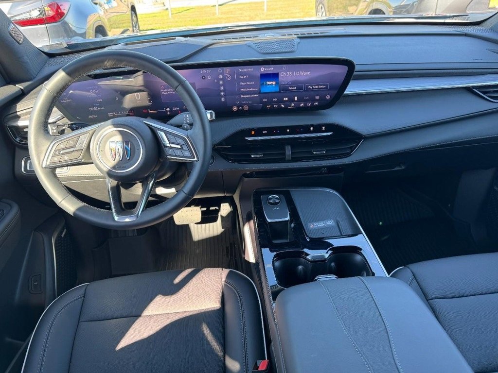 Used 2026 Buick Enclave Preferred w/ Power Package image 13