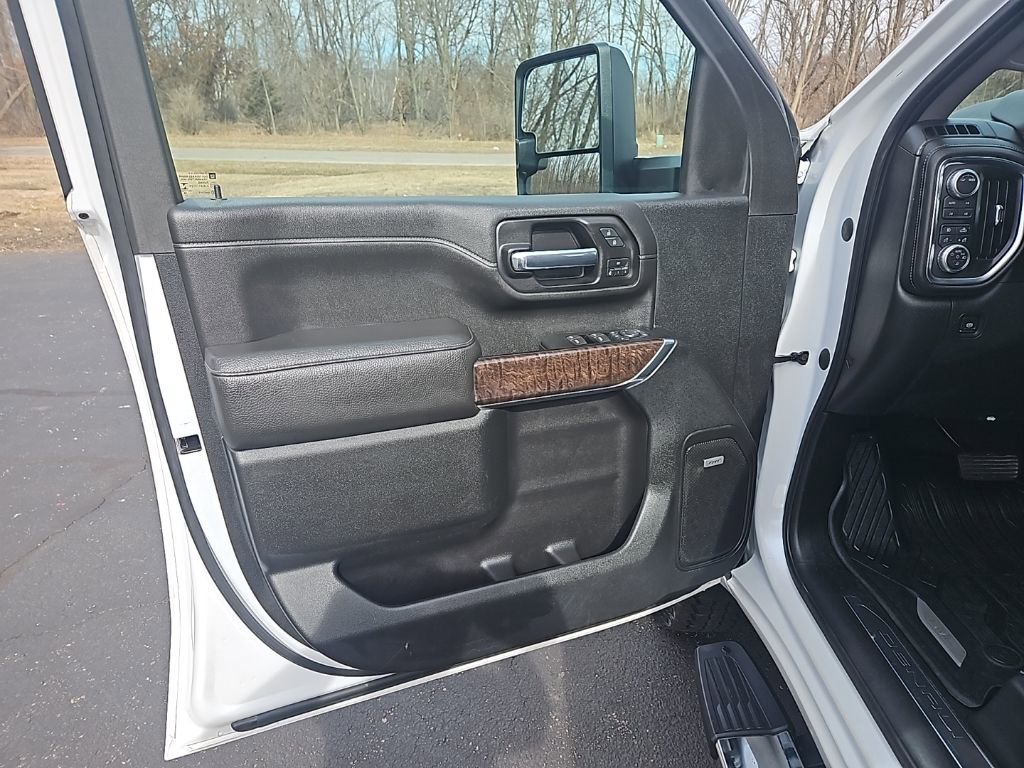 Used 2020 GMC Sierra 2500 Denali w/ Denali Ultimate Package image 15