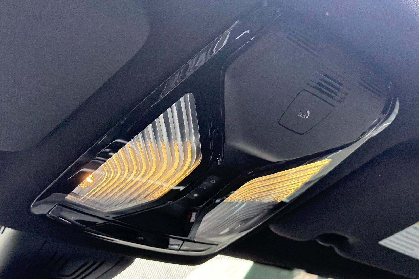 Certified 2023 BMW X5 xDrive45e w/ Climate Comfort Package image 23