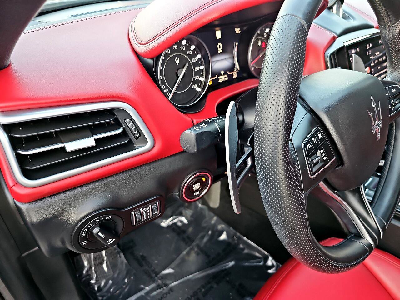 Used 2022 Maserati Ghibli Modena image 31