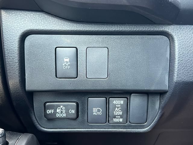 Used 2023 Toyota Tacoma TRD Sport AWD/4WD image 19