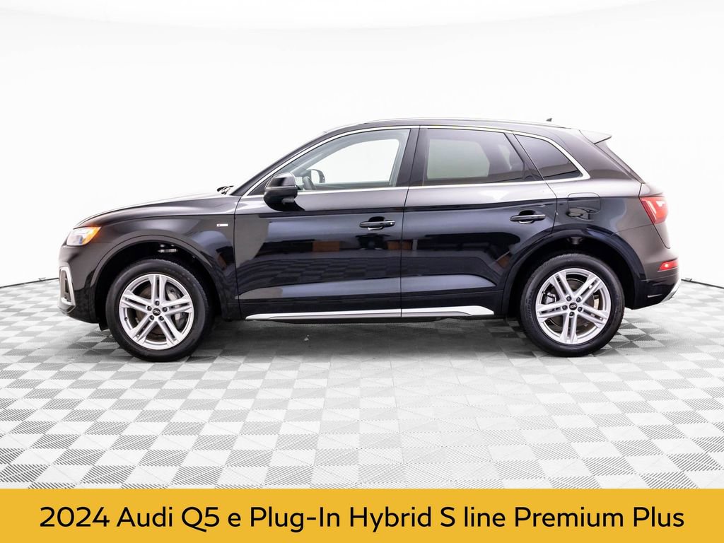 Used 2024 Audi Q5 e Premium Plus AWD/4WD image 2