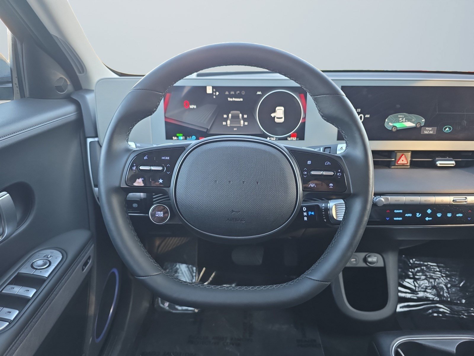 Certified 2024 Hyundai Ioniq 5 Limited AWD/4WD image 14