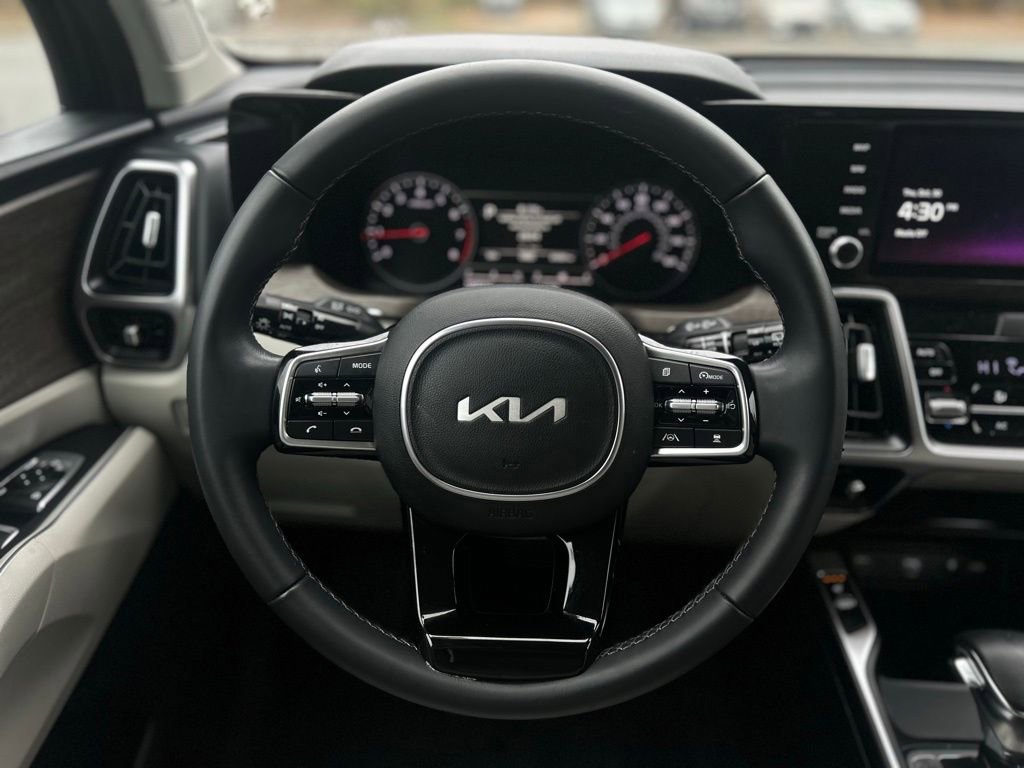 Used 2023 Kia Sorento X-Line EX image 13