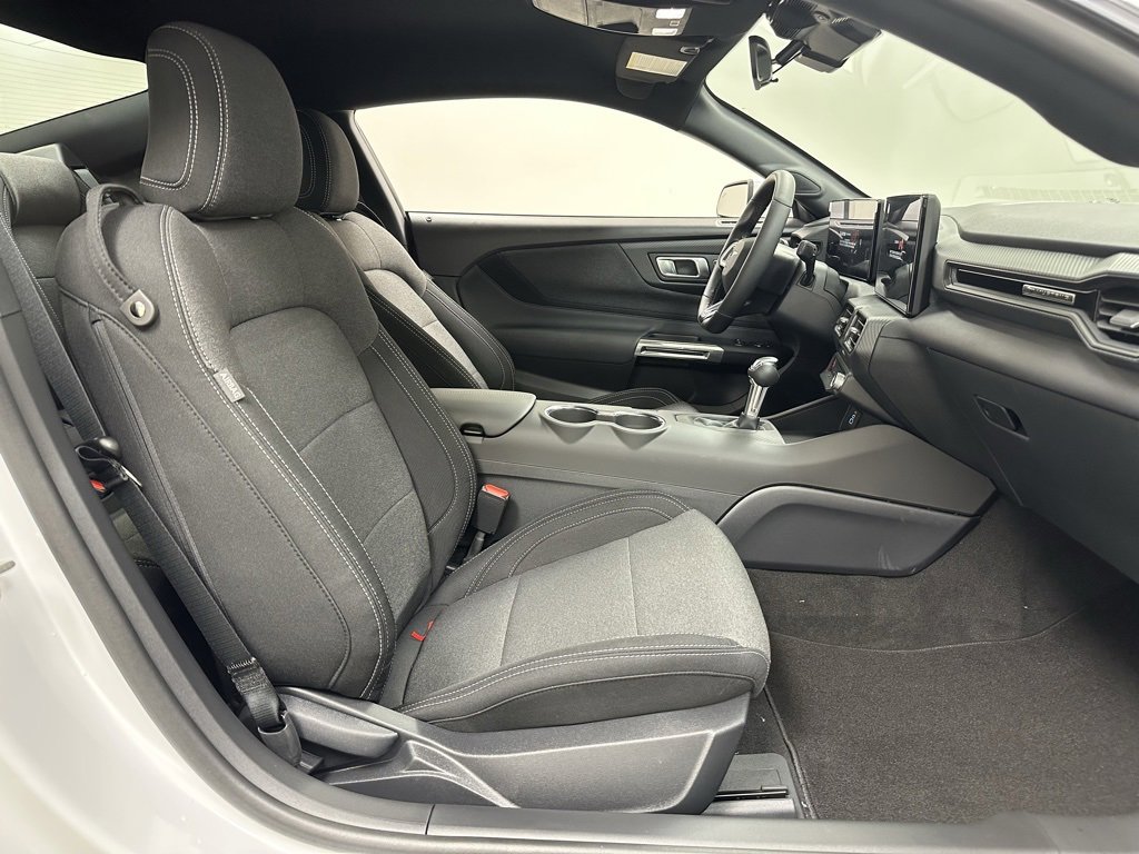 New 2025 Ford Mustang Coupe image 15