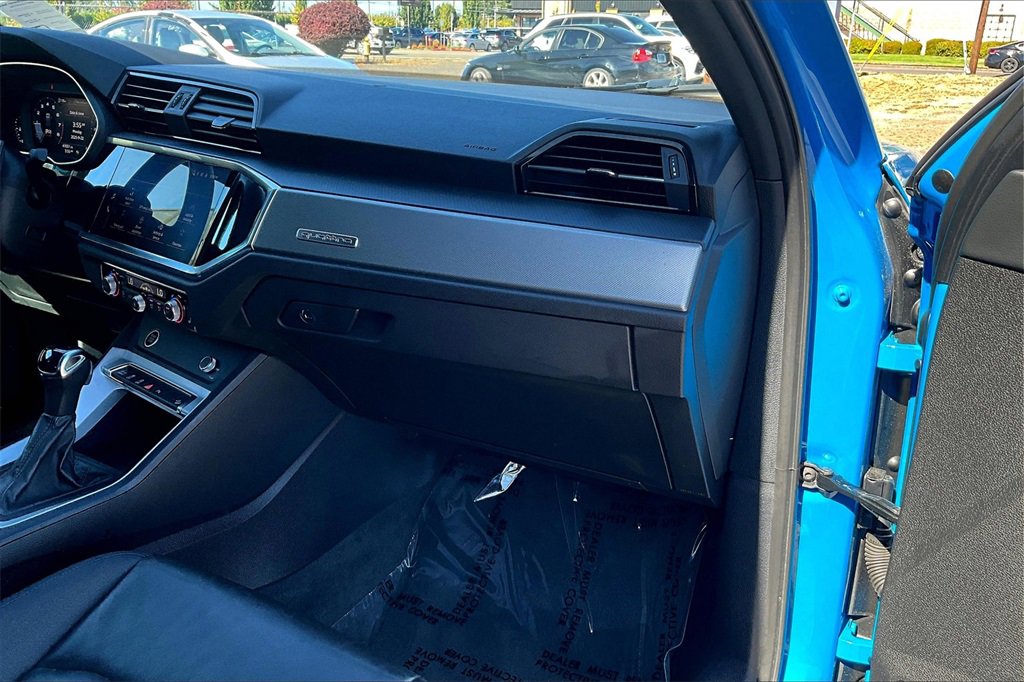 Used 2023 Audi Q3 2.0T Premium image 19