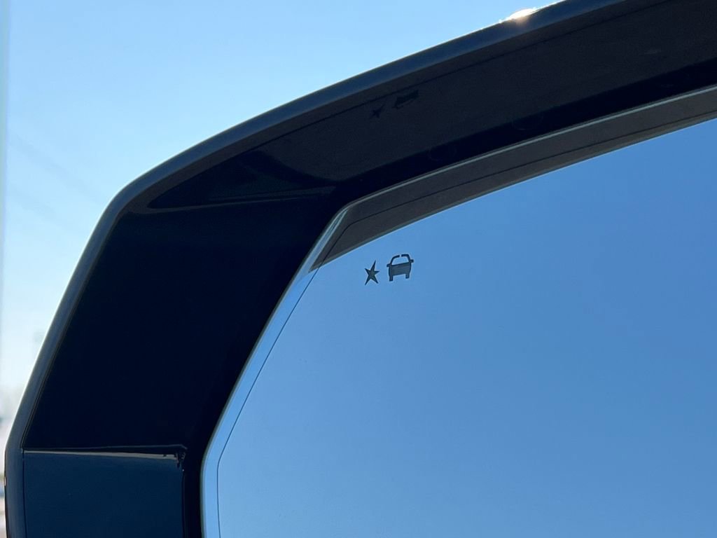 New 2025 GMC Yukon XL Denali w/ Denali Reserve Package image 42