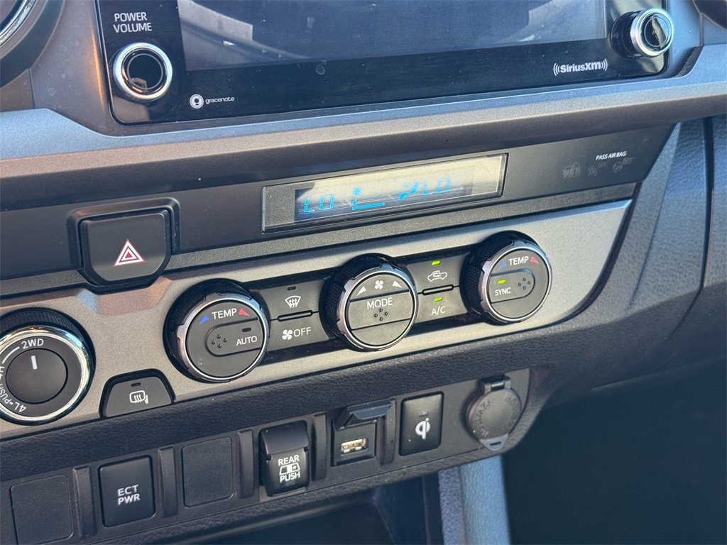 Used 2021 Toyota Tacoma TRD Off-Road image 30