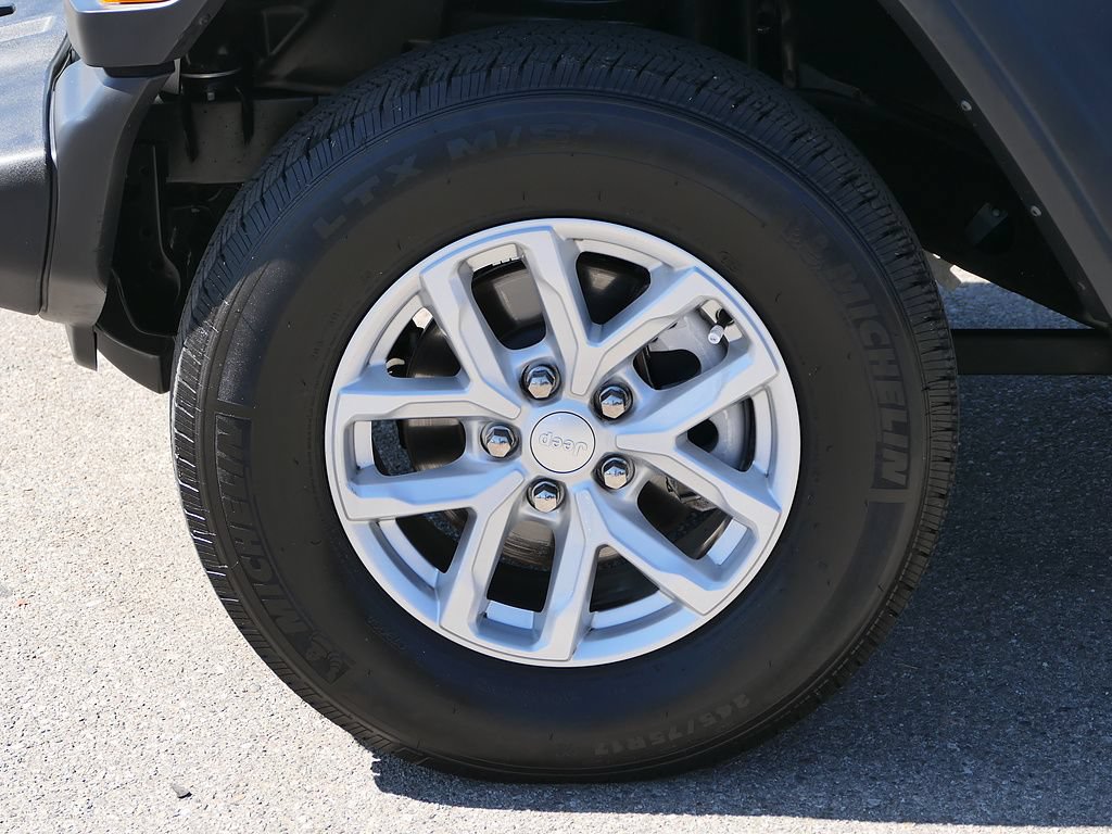 Used 2023 Jeep Wrangler Unlimited Sport AWD/4WD image 10