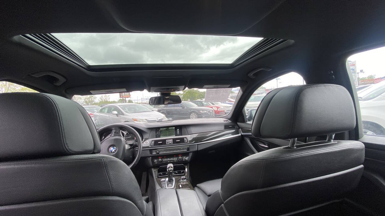 Used 2013 BMW 550i Sedan RWD image 11