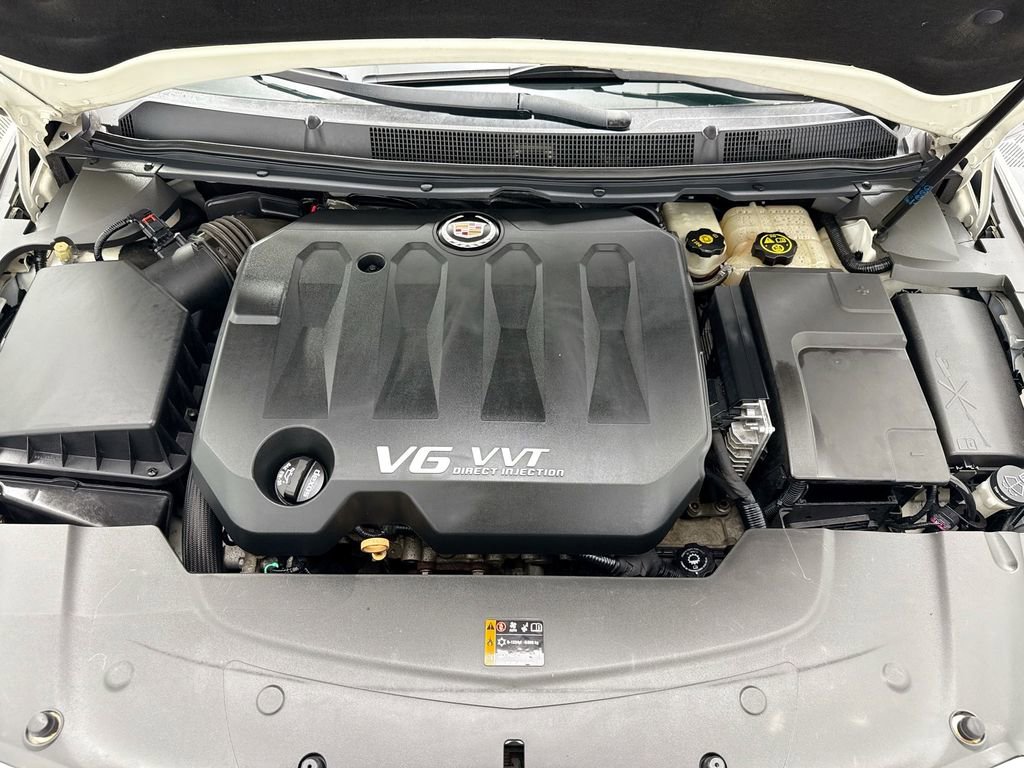 Used 2013 Cadillac XTS Luxury image 28