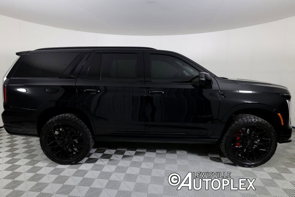 Used 2025 Cadillac Escalade V image 4