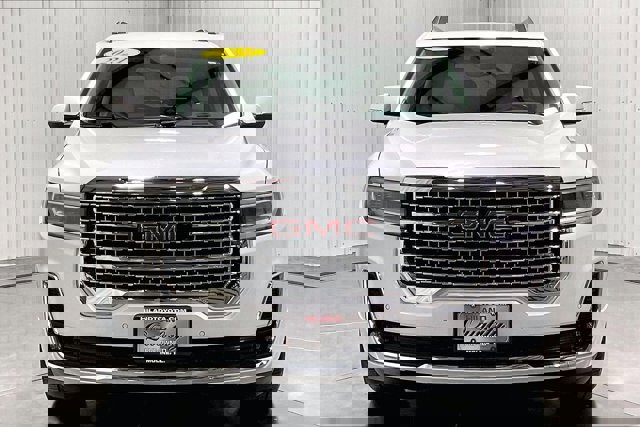 Used 2021 GMC Acadia Denali w/ LPO, Floor Liner Package image 2