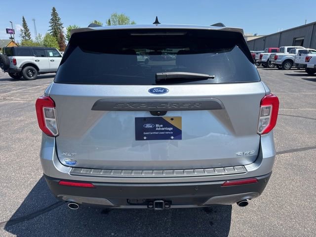 Used 2022 Ford Explorer XLT w/ Equipment Group 202A AWD/4WD image 7