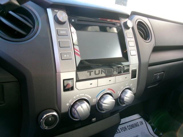 Used 2015 Toyota Tundra SR AWD/4WD image 16