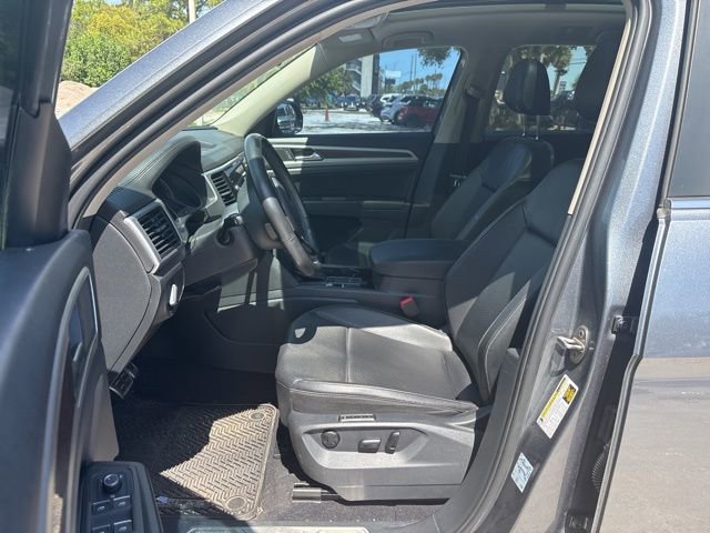 Used 2018 Volkswagen Atlas SEL w/ R-Line Package image 5
