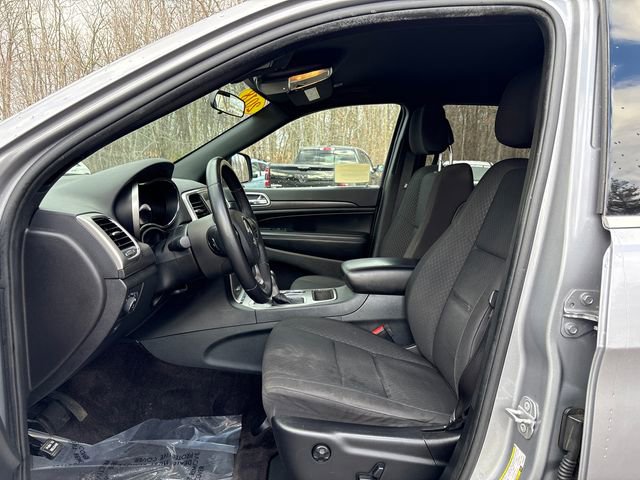 Used 2018 Jeep Grand Cherokee Laredo image 34