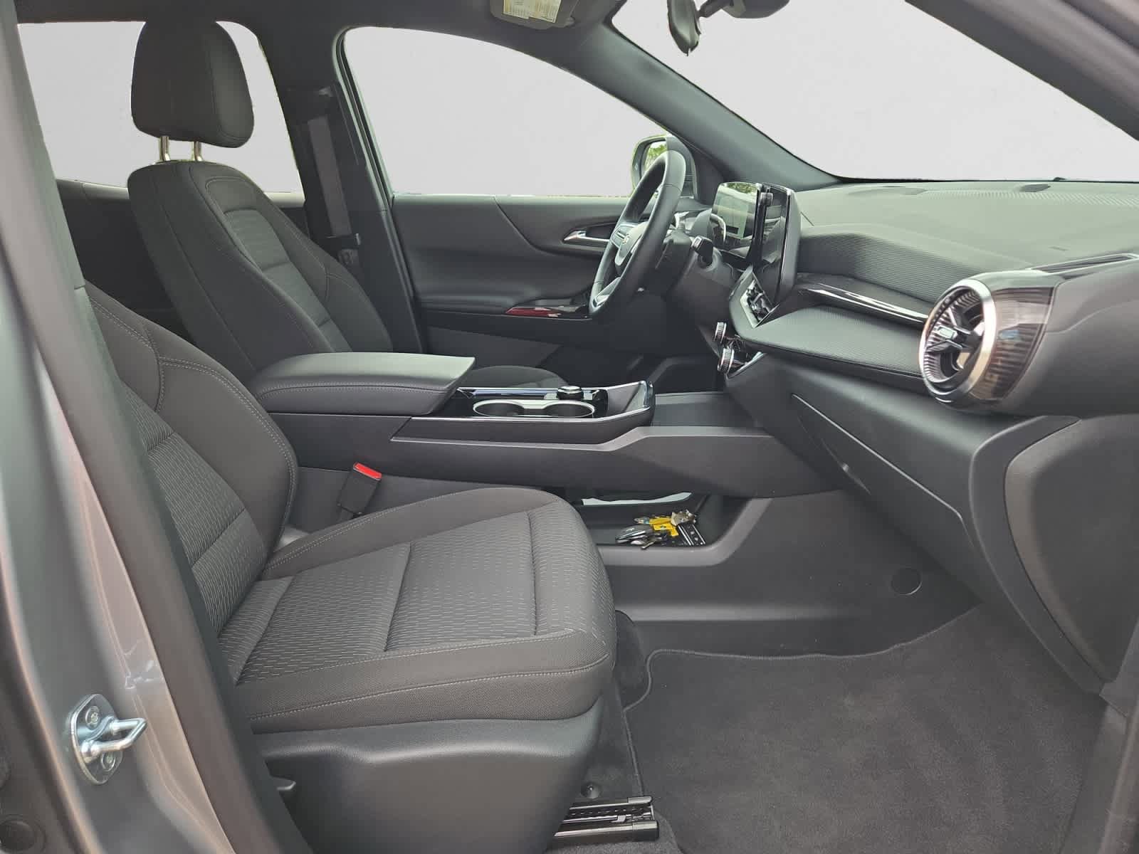 Used 2026 Chevrolet Equinox LT image 15