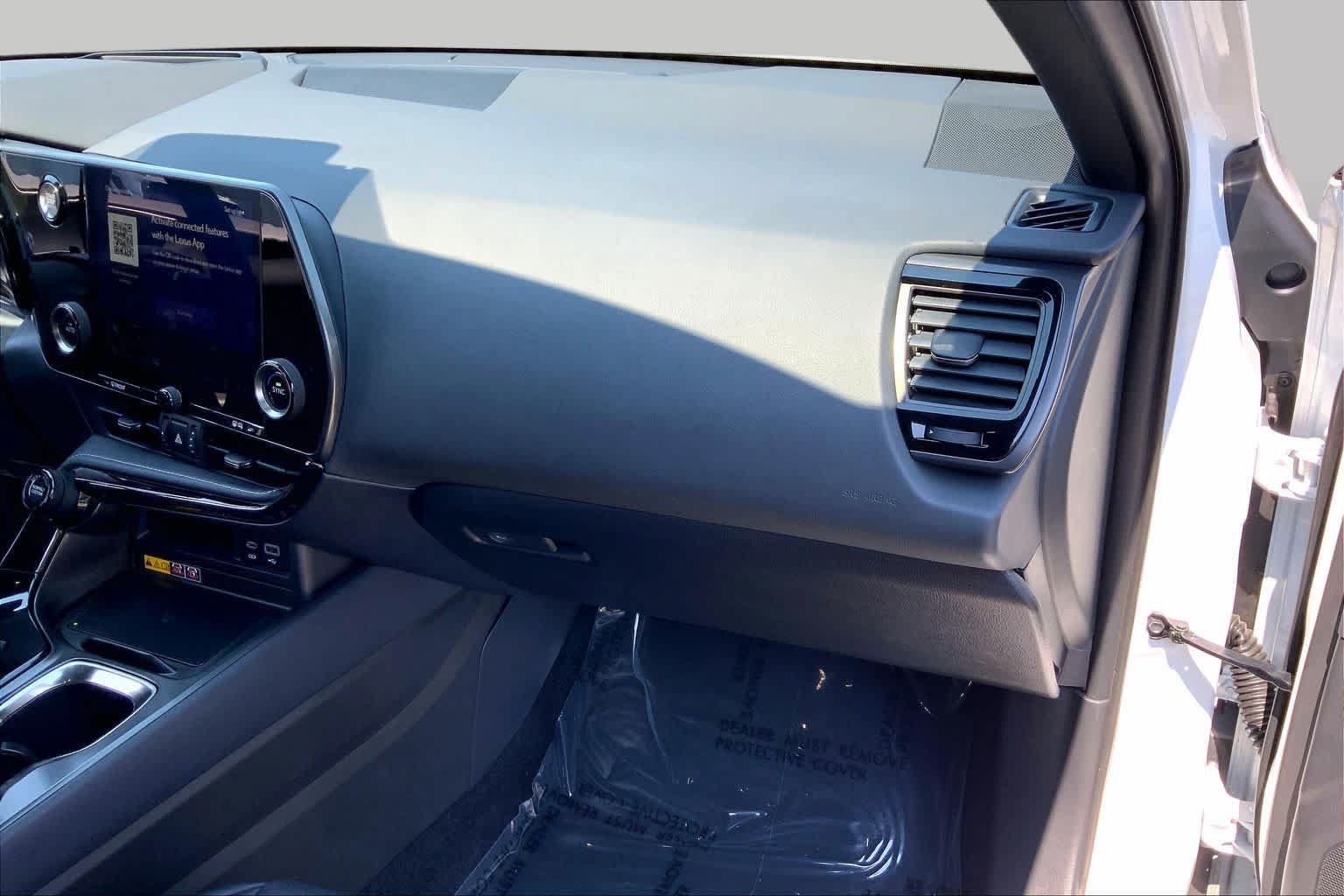 Certified 2025 Lexus NX 350 F Sport w/ Accessory Package (P2) AWD/4WD image 19