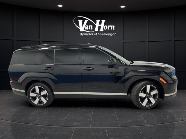 Used 2025 Hyundai Santa Fe Limited AWD/4WD image 8