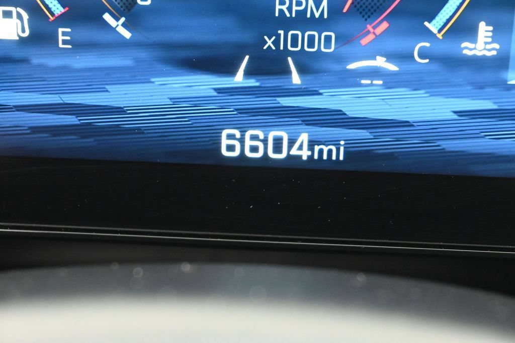 Used 2026 Chevrolet Equinox LT FWD image 34
