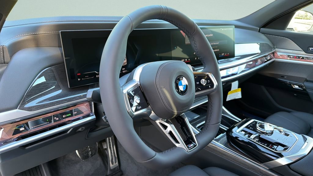 New 2026 BMW 760i xDrive image 21