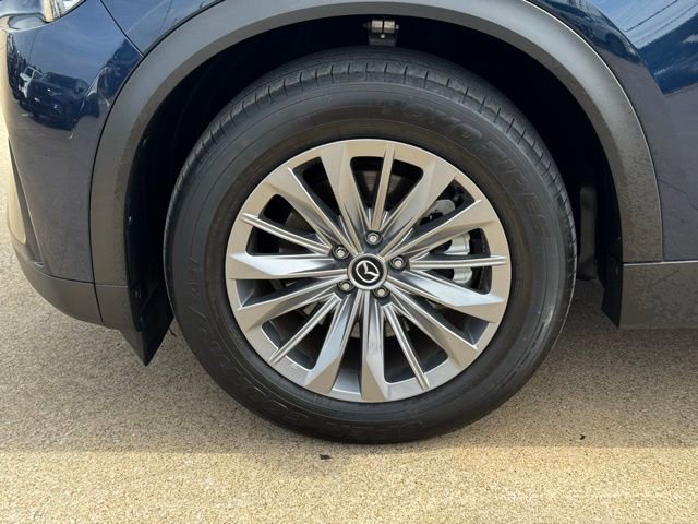 Used 2024 MAZDA CX-90 Plug-In Hybrid w/ Preferred AWD/4WD image 9