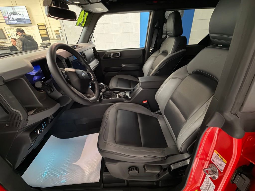 Used 2024 Ford Bronco Big Bend image 10