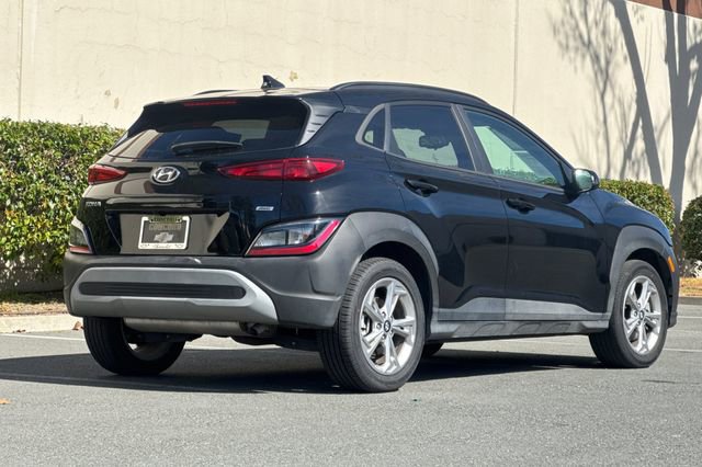 Used 2023 Hyundai Kona SEL image 4